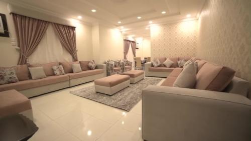 whatsapp_image_2025-11-16_at_3